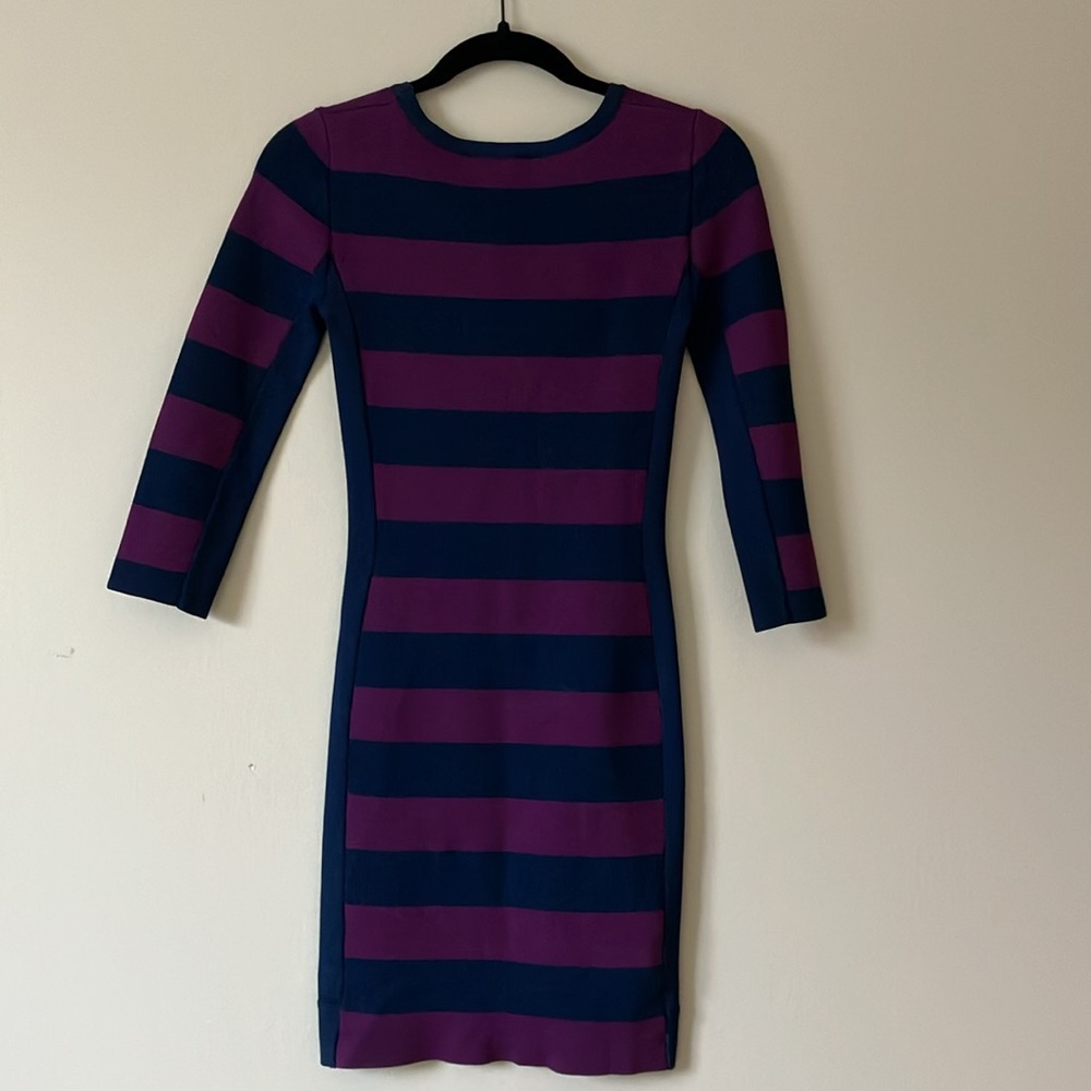 Navy purple striped body con dress - Picture 2 of 5